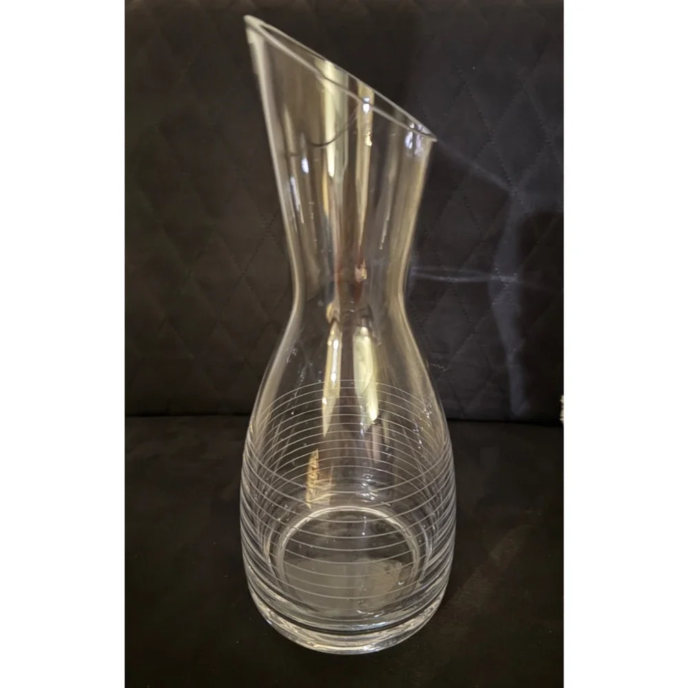 🌿✨ Modern Clear Glass Vase – Etched Line Design – 11.5” Tall